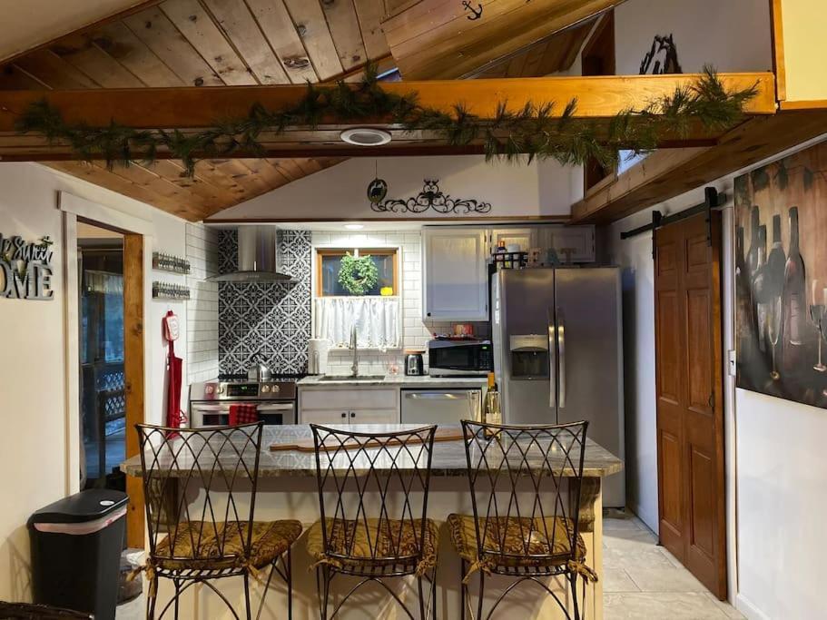 Peaceful Gateway To Island Creek Cottage East Stroudsburg Bagian luar foto
